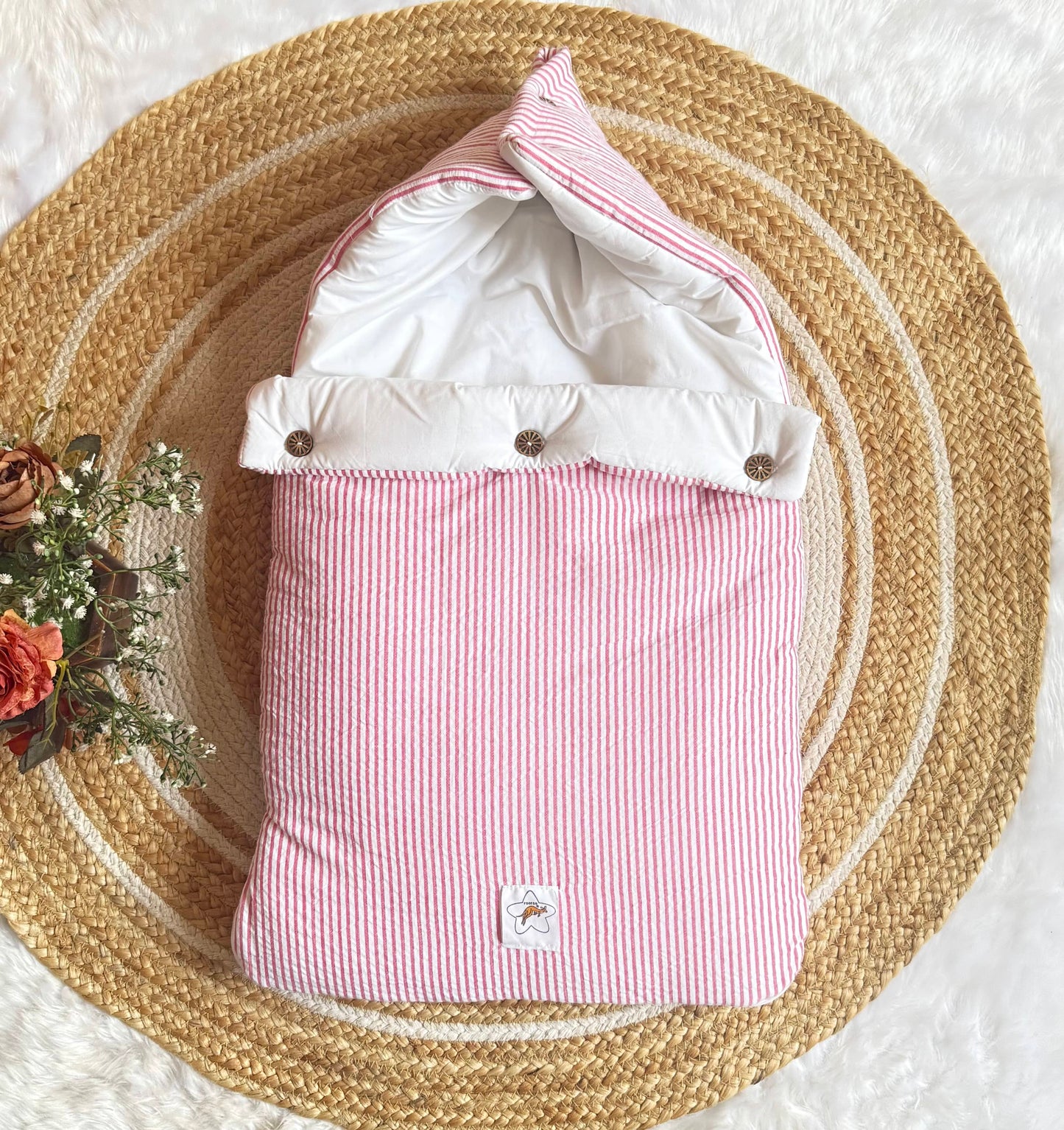 Premium Muslin Carry Nest - Red