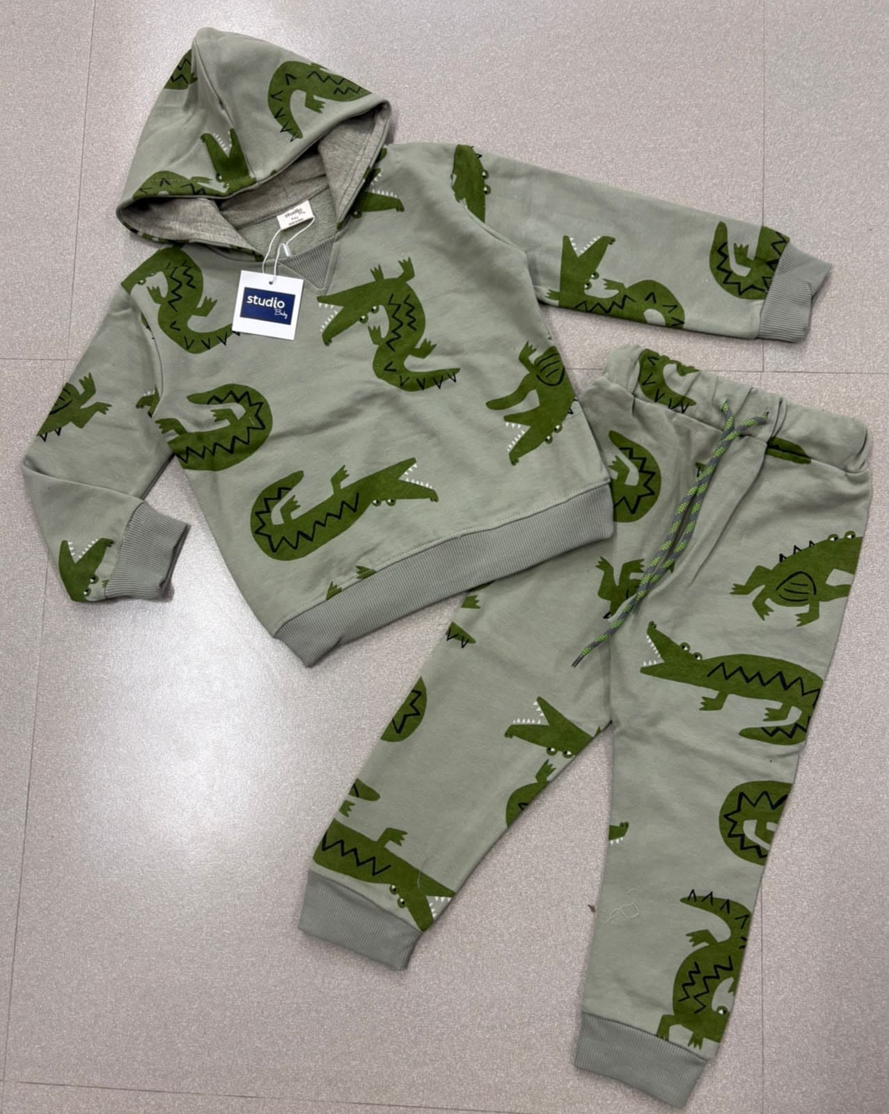 Pre-Winter Hooded Co-Ord Set - Buy 4 @1500₹