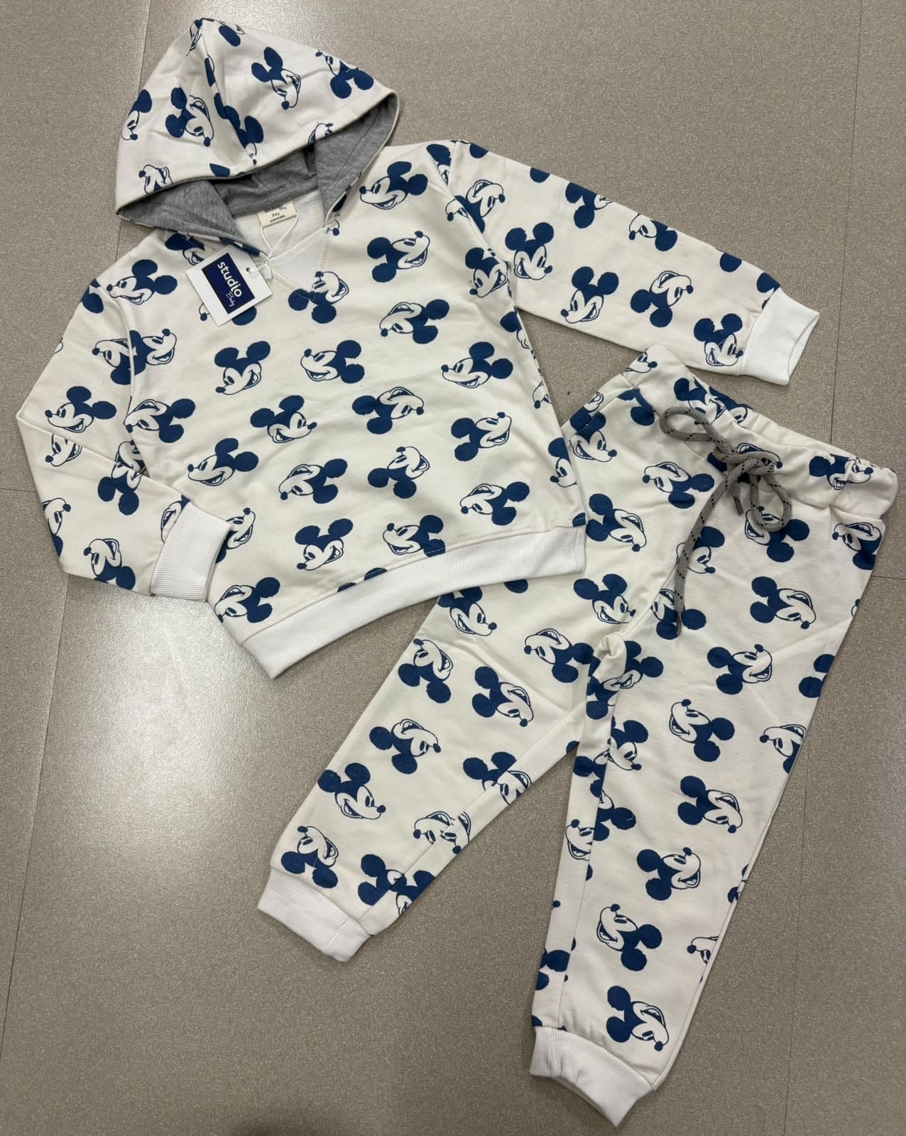 Pre-Winter Hooded Co-Ord Set - Buy 4 @1500₹