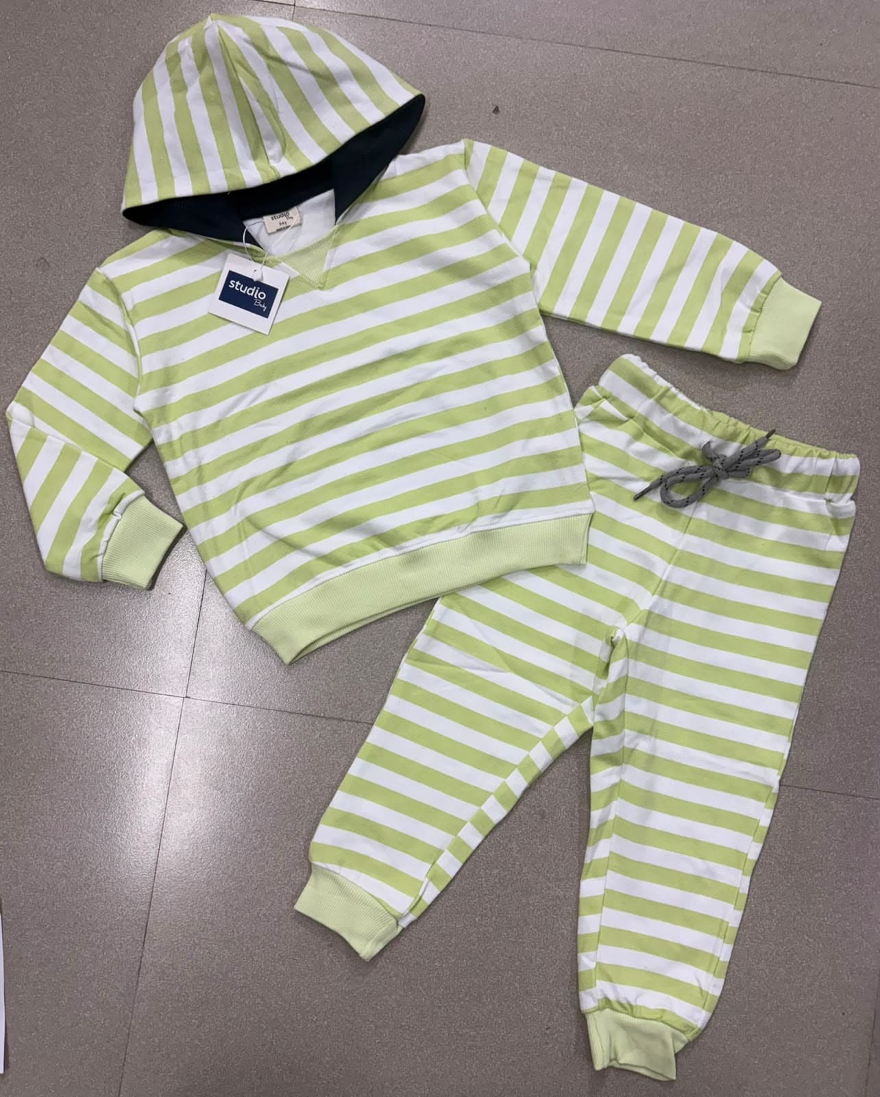 Pre-Winter Hooded Co-Ord Set - Buy 4 @1500₹
