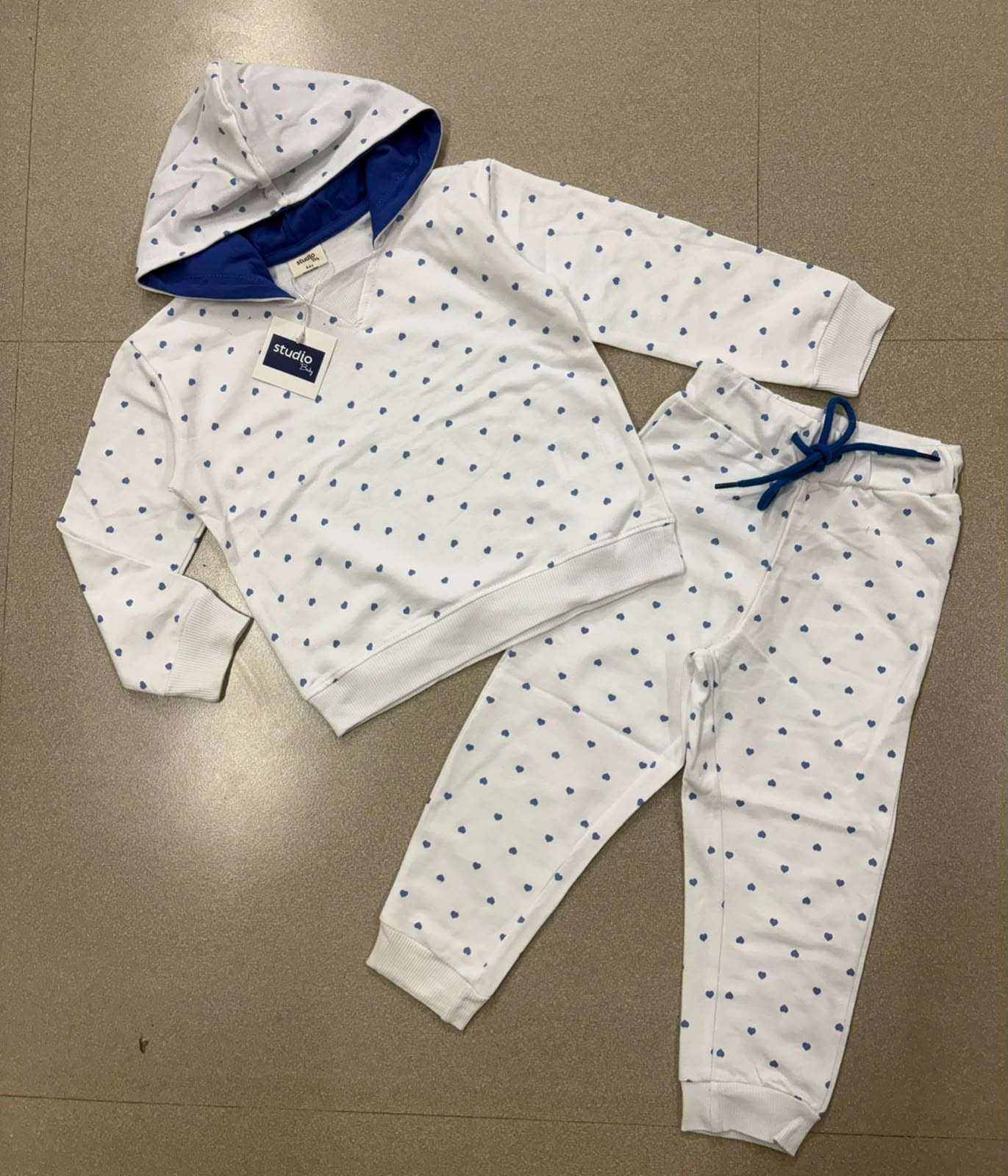 Pre-Winter Hooded Co-Ord Set - Buy 4 @1500₹