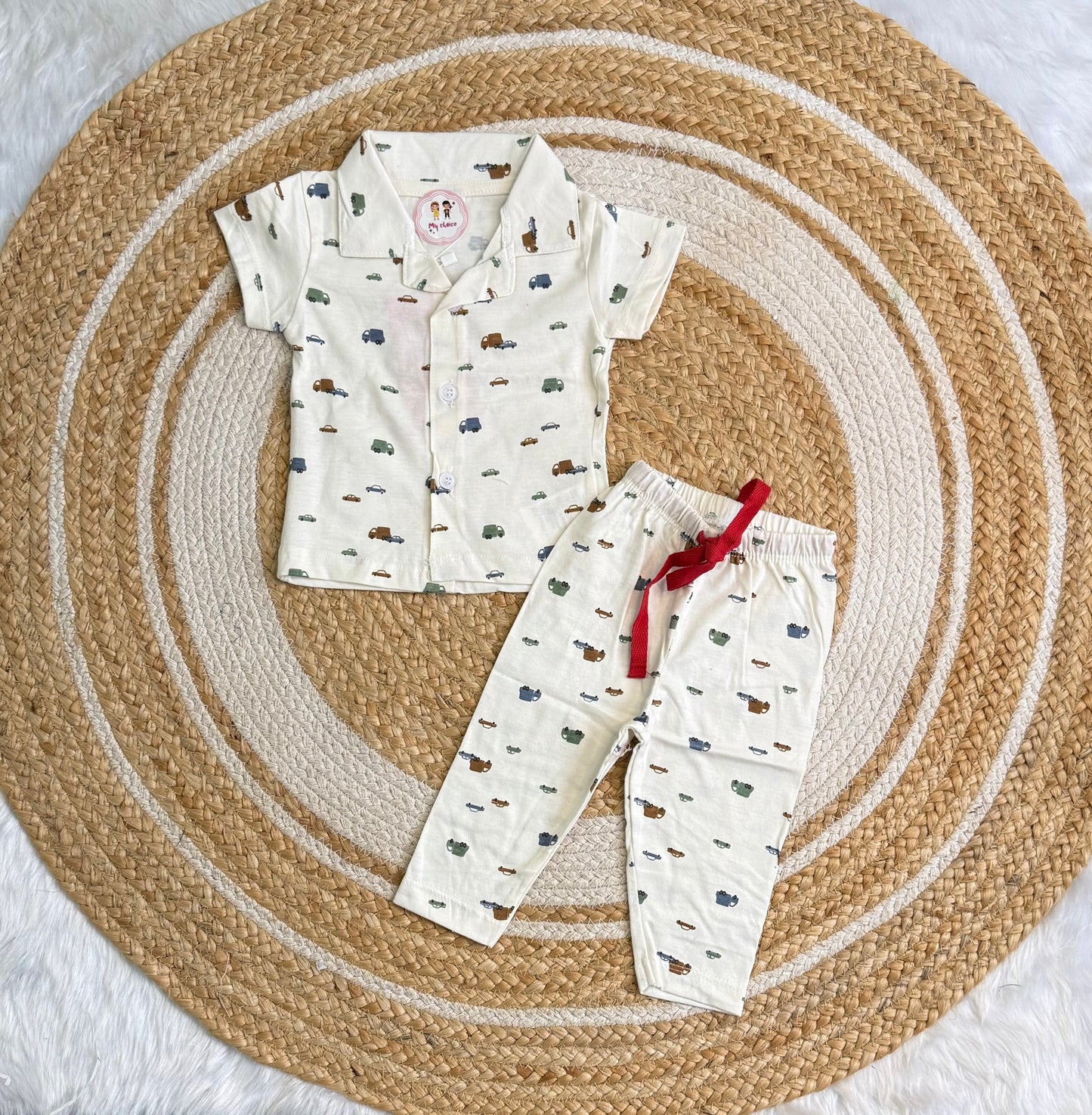 Half Sleeve Kids Night Suit - White car