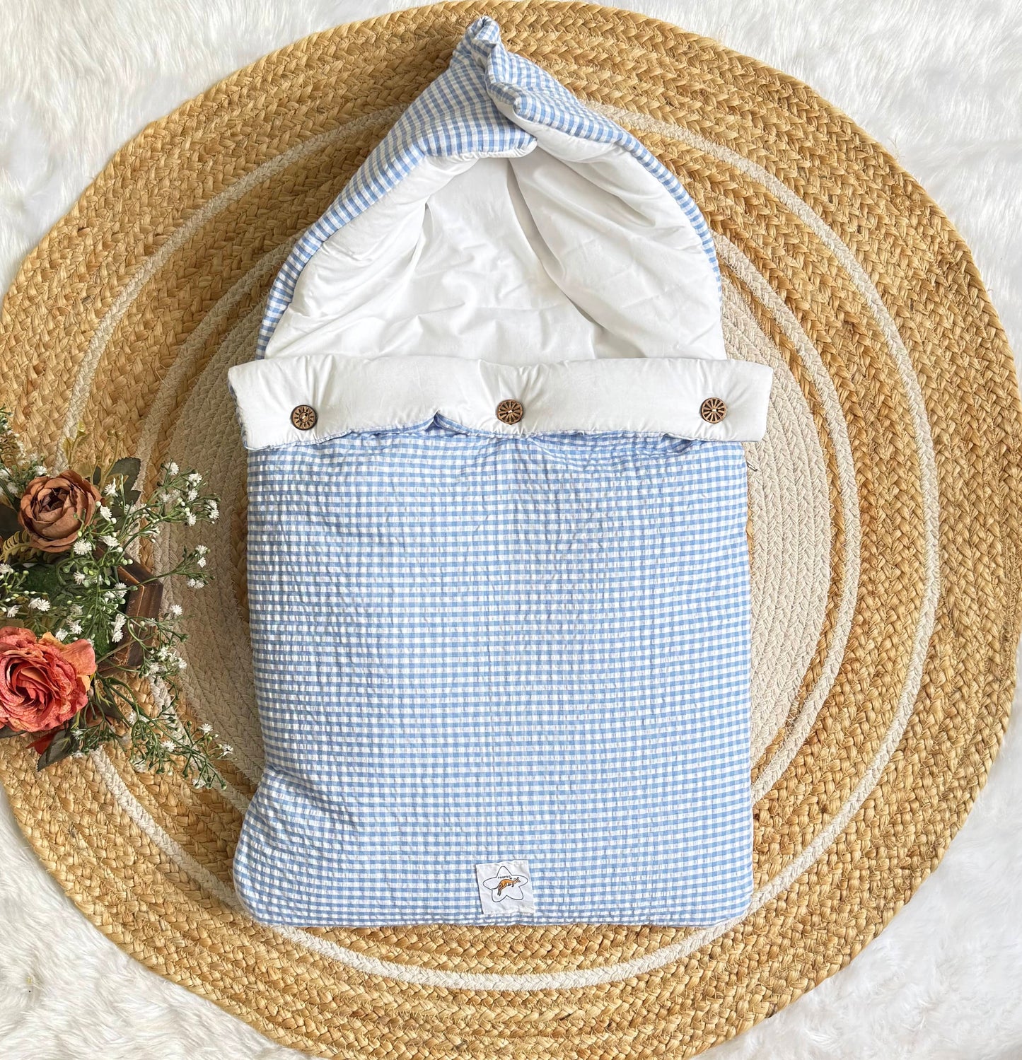 Premium Muslin Carry Nest - Blue White