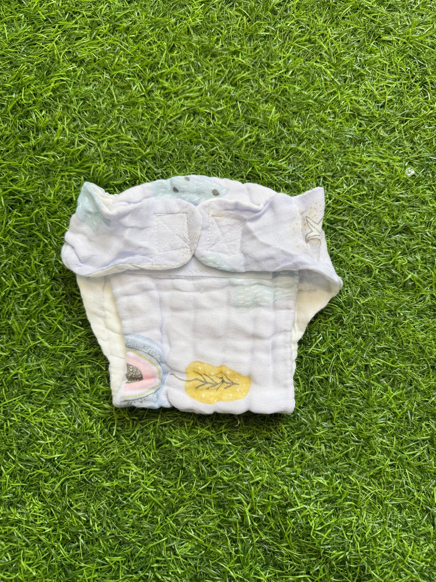 Crinkled Muslin Nappy