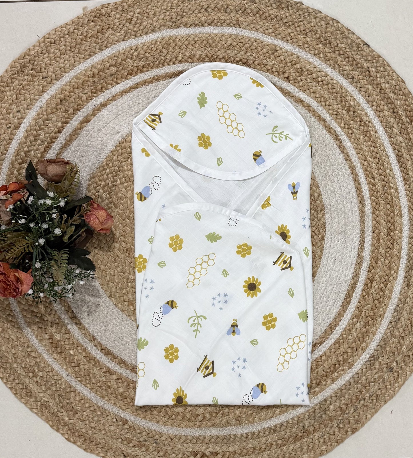 Muslin 2 layer Hooded Towel- Honeybee