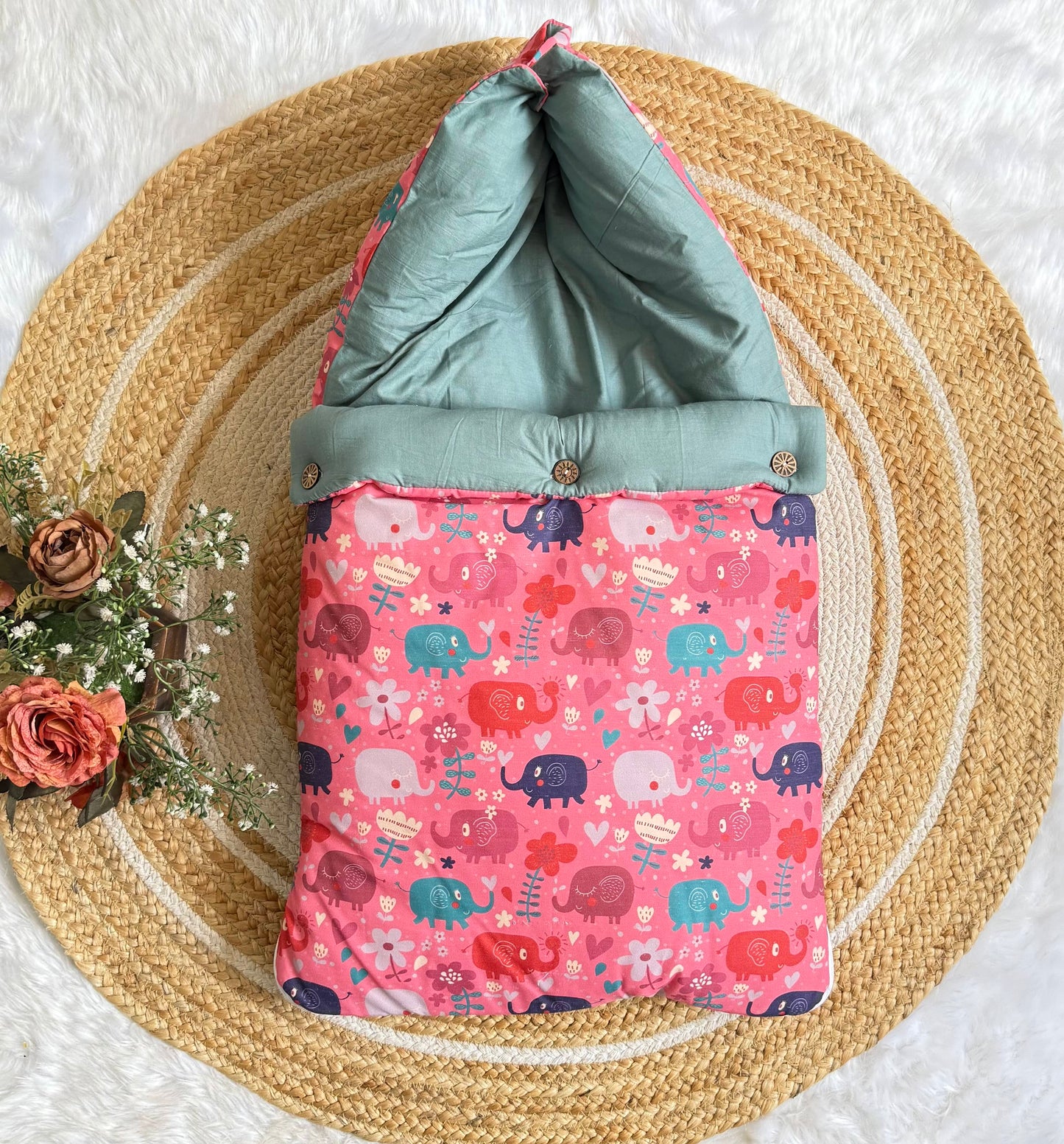 Premium Muslin Carry Nest - Elephant