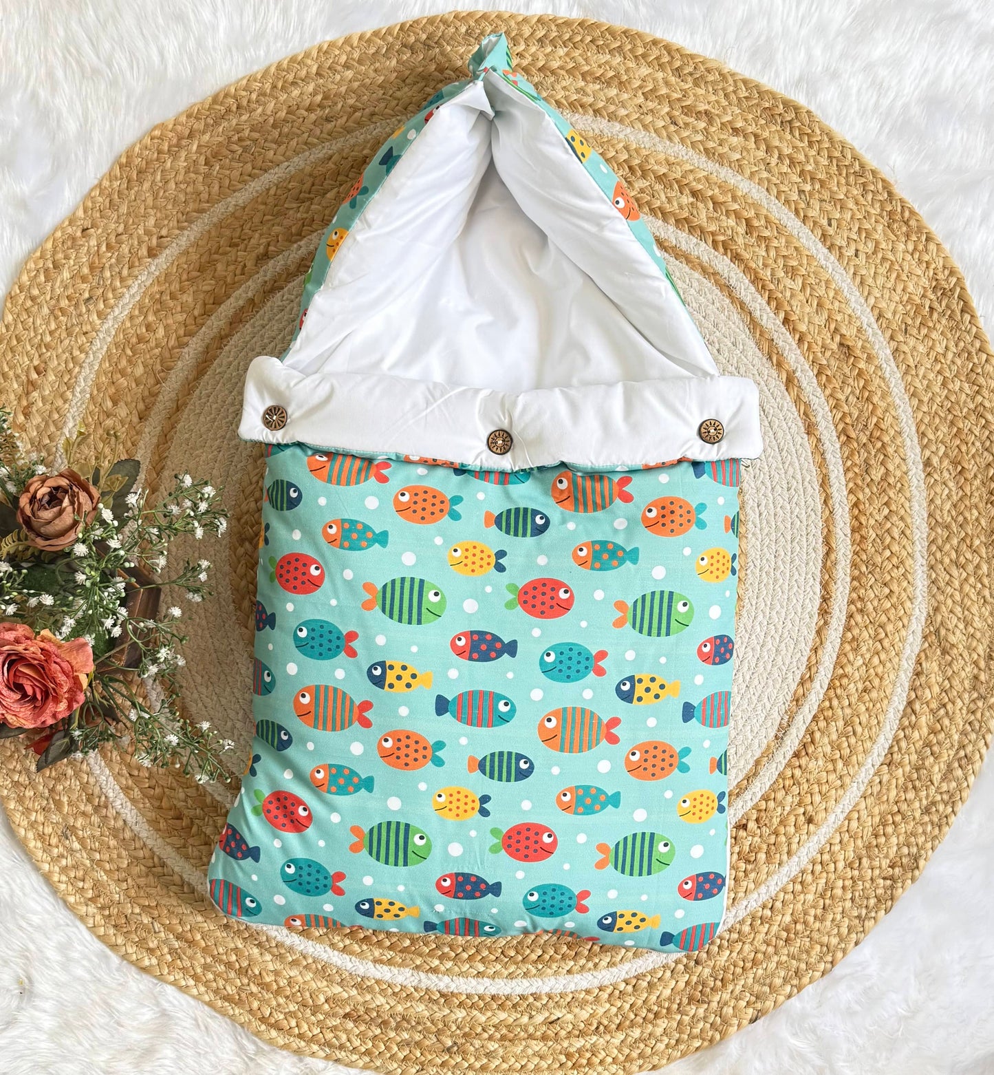 Premium Muslin Carry Nest - Fish