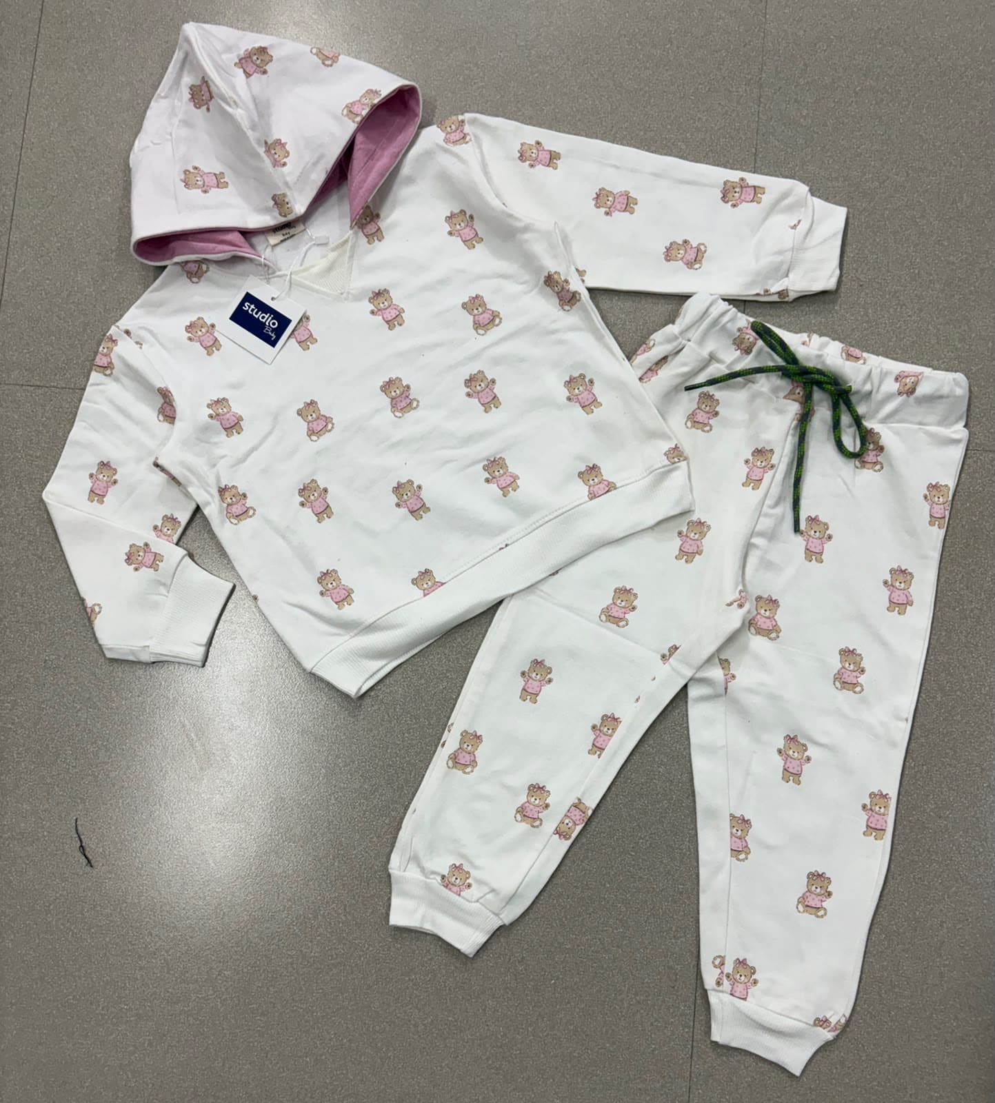 Pre-Winter Hooded Co-Ord Set - Buy 4 @1500₹