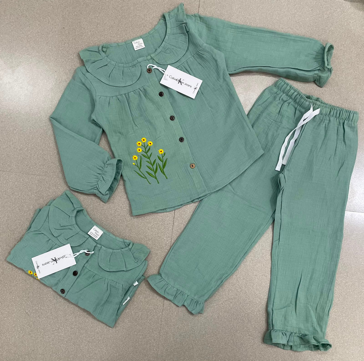Girls Ruffle Neck Muslin Set