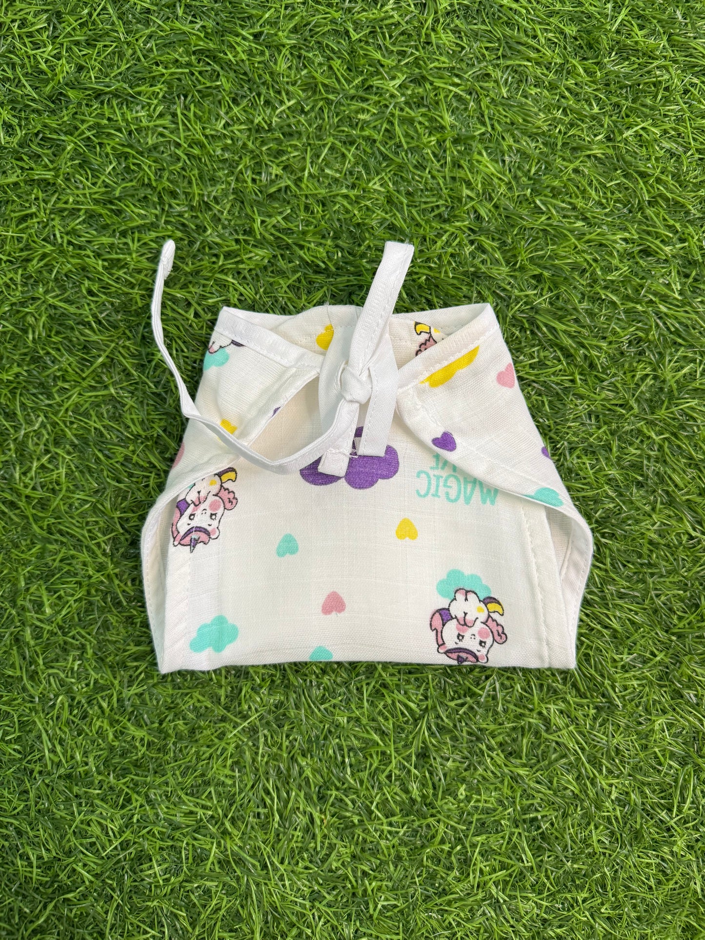 Muslin 6 layer Nappy- Baby Unicorn