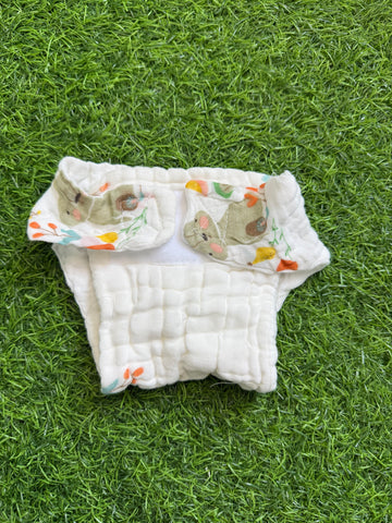 Crinkled Muslin Nappy