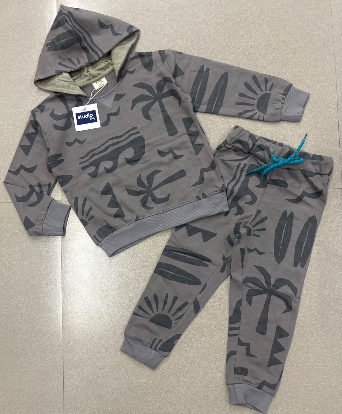 Pre-Winter Hooded Co-Ord Set - Buy 4 @1500₹