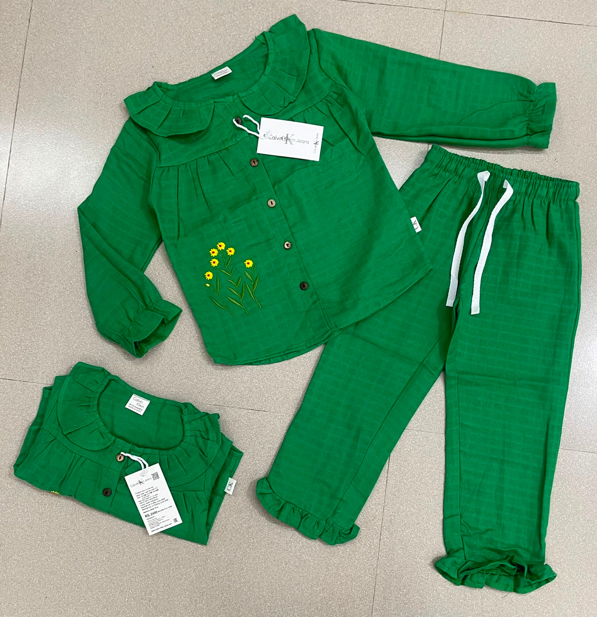 Girls Ruffle Neck Muslin Set